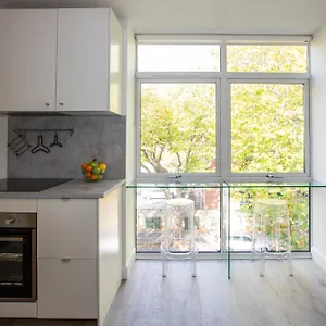 https://grand-canal-district-apartments.dublin-hotelsweb.com