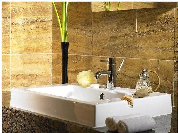 Westport Plaza Hotel, Spa & Leisure Hotel
